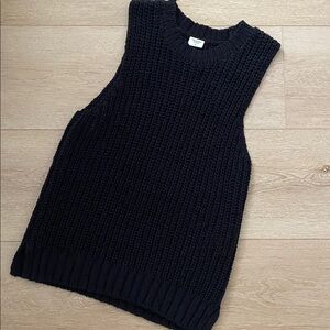 NWT Abercrombie & Fitch Black Sleeveless Knit Sweater